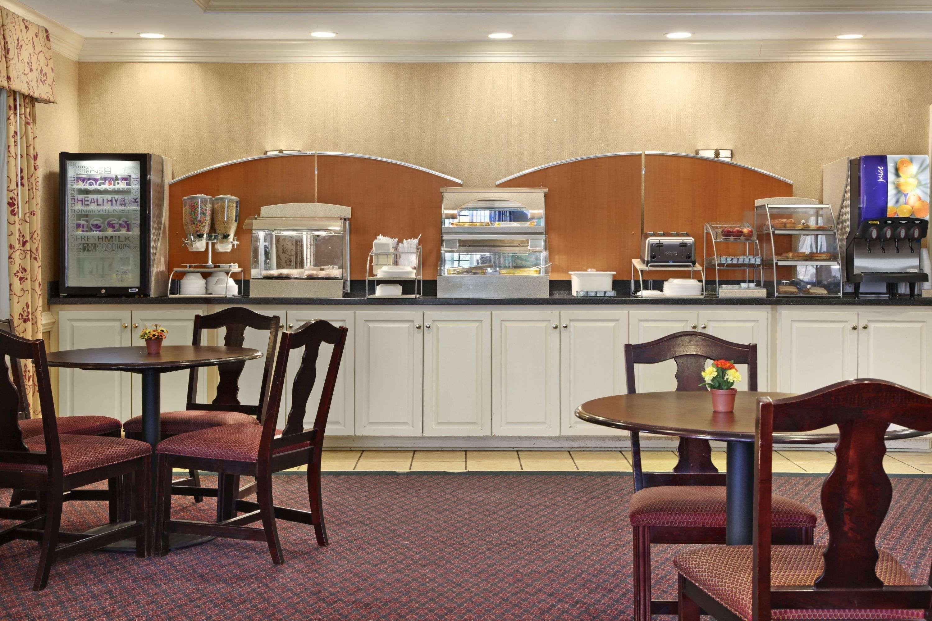 Days Inn By Wyndham Alta Vista Altavista Esterno foto