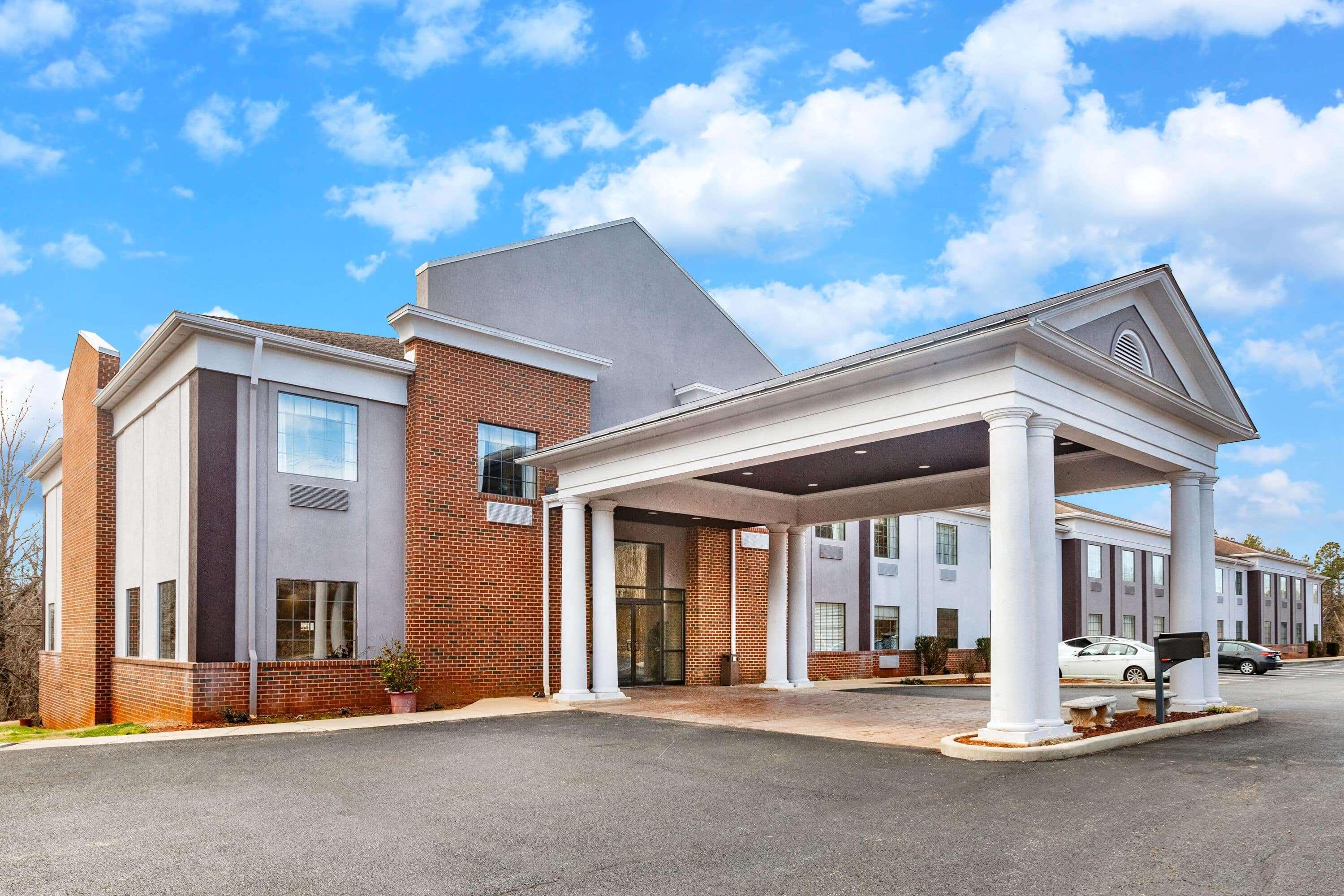 Days Inn By Wyndham Alta Vista Altavista Esterno foto